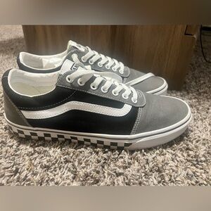 Vans sneakers for men size 11.5 US